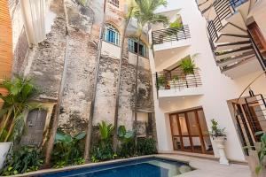 Casa de 3 Hab en la Ciudad Amurallada con Piscina