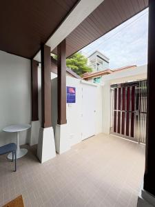 RisaVilla Phuket - 4BR Pool Villa near Patong Beach