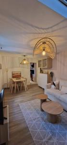 Maisonnette 1 chambre, Terrasse, Calme et Parking