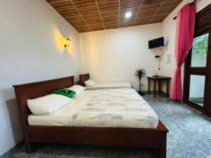 Ella Hide Forest Cottage