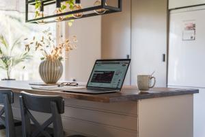 Guestly Homes - 3BR Homely Villa in Piteå