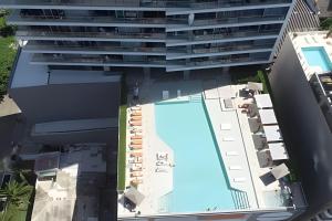 Lujoso Apto de 2 habitaciones en piso 30