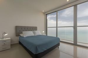 Lujoso Apto de 2 Habitaciones Piso 32- Morros City