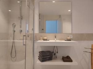 Higueron 5821 luxe appartement met zeezicht