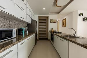 Lujoso Apto de 3 Habitaciones-3303 Palmetto Beach