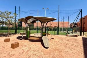 Cosy Apartment with Balcony and Pool in Noria Golf