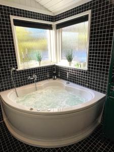Lovely Whirlpool House In Lodskovvad Ålbæk For 8 People Here You Will Find A Whirlpool, Sauna, Internet, Stove, High Chair, Barbecue