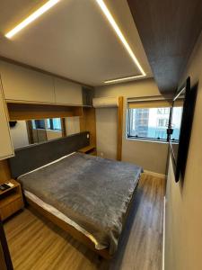 Apart confort ao lado da Av Paulista com estacionamento