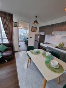 Ozone Condotel Kata Beach by Pitjira