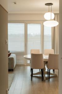 APT Nadmorskie - Polanki AQUA z basenem i strefą SPA oraz parkigiem w cenie