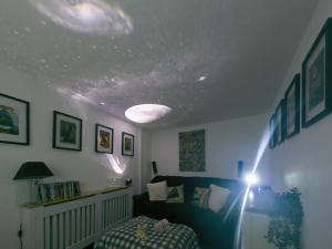 Spacious light and airy apartment with Cinema room