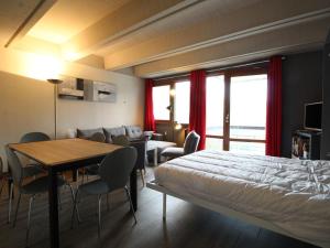 3 Pièces Rénové pour 6 Pers. à Flaine Forum - 50m², Proche Pistes et Commerces - FR-1-687-35