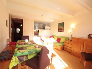 Flaine, 3 pièces, 8 pers, près des pistes, vue domaine skiable - FR-1-687-83