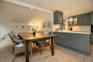 Holiday Home With Wildlife Near Marielyst Beach