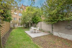 Light-Filled Apartment with Private Garden