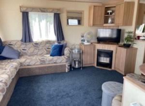 6 Berth, Pet friendly caravan with Decking - Great Yarmouth