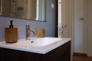 Trastevere Terrace Bright Apartment