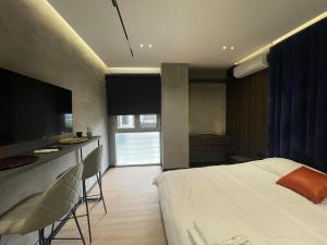 JT Tirana Studios - Yellow