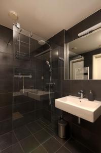 Skau Sky Park Mint by Zaha Hadid 22 Floor 1 Tower Free Parking