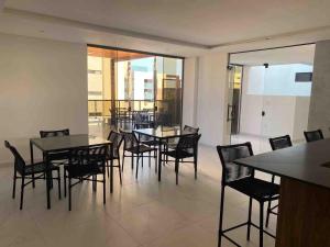 Flat encantador na praia de Intermares com piscina