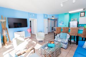 Shores of Panama 2220