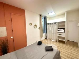 Jolie 2 pièces avec terrasse au centre-ville, proche gare