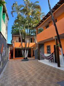 Pousada Flor de Ipê - Arraial dAjuda - a 100m da Rua do Mucugê - principal Rua da cidade