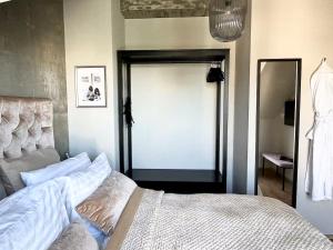 Reykjavik Penthouse Suite