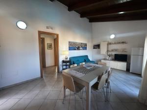 Casa Le Rocce con piscina condivisa img14