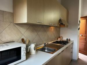 Casa Le Rocce con piscina condivisa img24