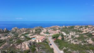 Casa Le Rocce con piscina condivisa img32