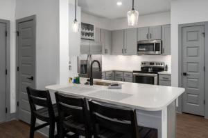 Grandview Getaway, Fitness Center, Secure Parking