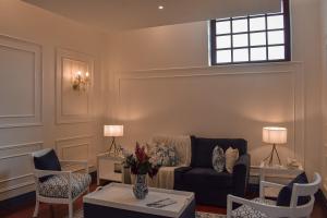 Parc Royal Suites Hotel