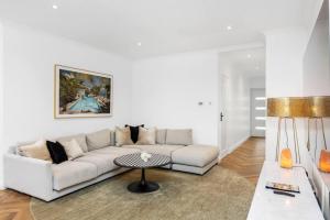 Timeless Getaway in Karrinyup