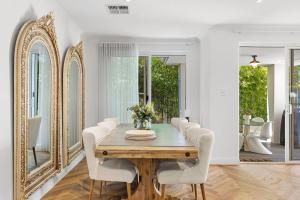 Timeless Getaway in Karrinyup