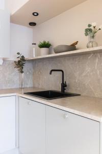 Fully renovated 2-Bedroom apartment in city centrum