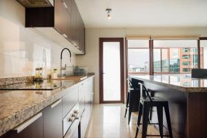 El Golf Family Oasis near Costanera Center