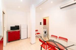 Villa tranquilla immersa nel verde a 2 Km dal mare