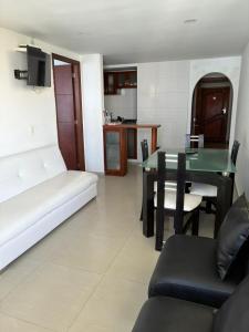 Apartamento con vista al laguito y al mar