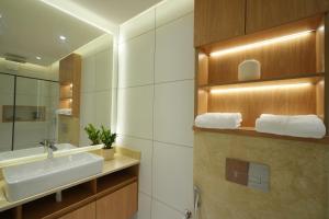 Royale Suites - Private Room