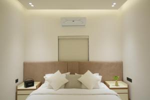 Royale Suites - Private Room