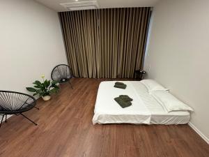 Minimalist studio appartment