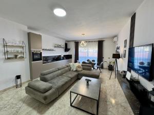 Spacious Family Apartment in City Center