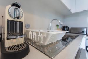 Entrecampos Lisbon Central Apartment