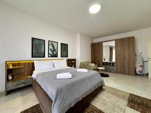 Spacious Family Apartment in City Center