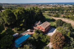 Villa Adele - Historic Dimora with pool & sea view