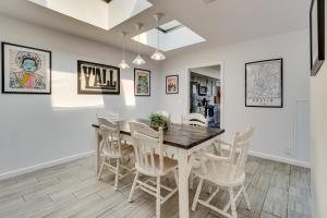 Family Retreat half Mi to Lake Travis Pets Welcome