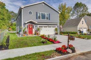 Luxe Living! Apt 1 Mi to West Haven Medical Center