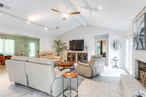 Near Beach! St Simons Island Gem in Golf Community
