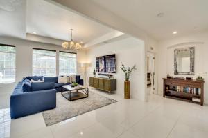 Walk to Dtwn Palm Springs! Chic Desert Oasis